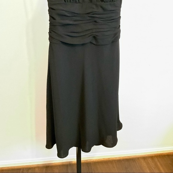Jones New York Black “Marylin Monroe” Inspired Halter Dress - Picture 7 of 8